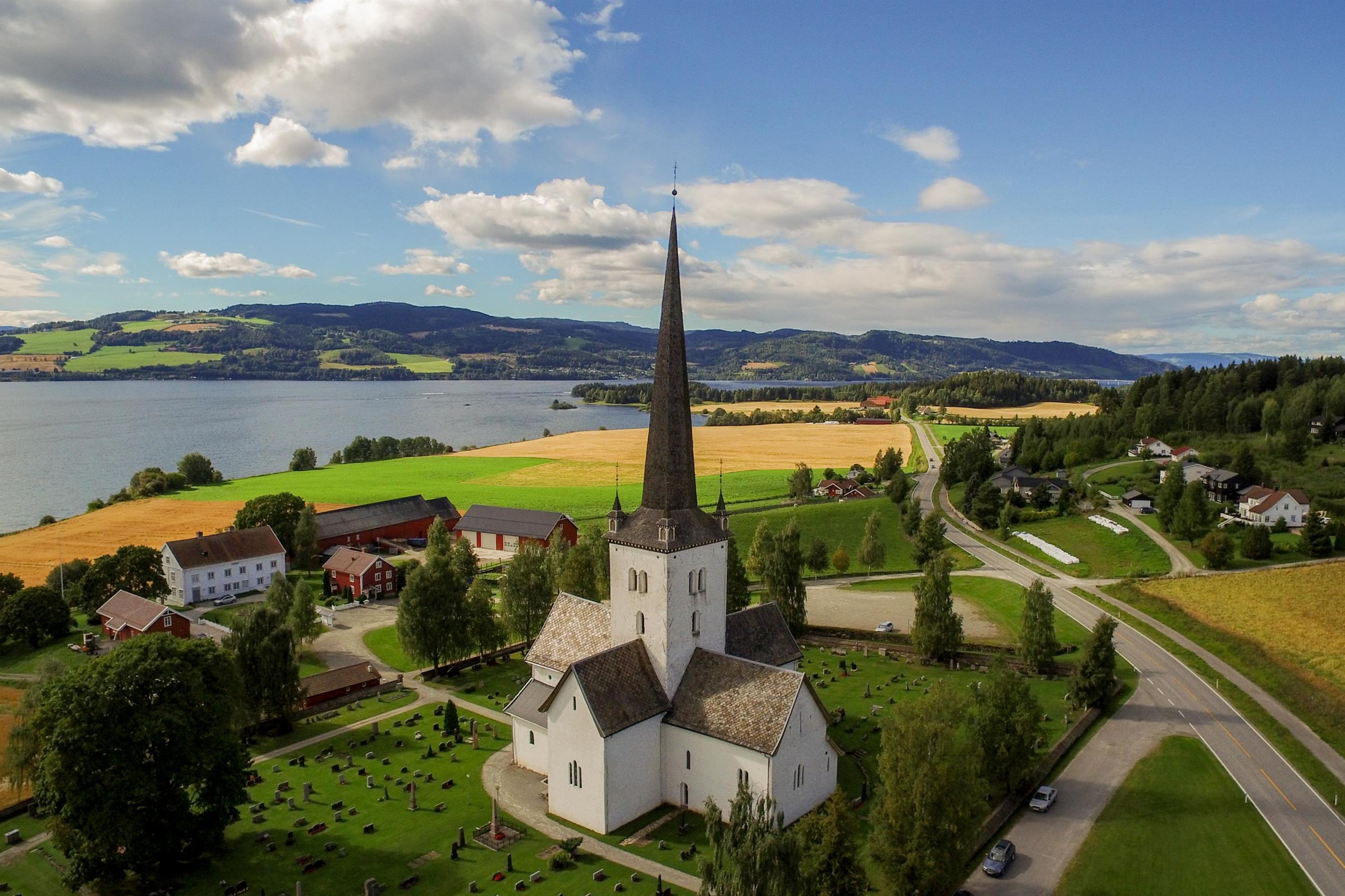 Ringsaker kirke - Visit Øst-Norge
